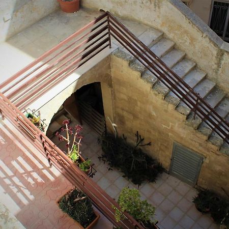 Dimora Vico Dei Nohi Bed & Breakfast Lecce Eksteriør bilde